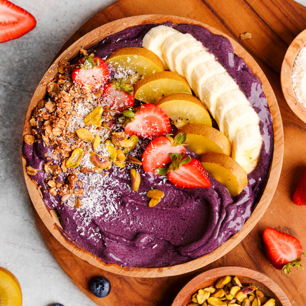 vegan acai bowl featured image 1